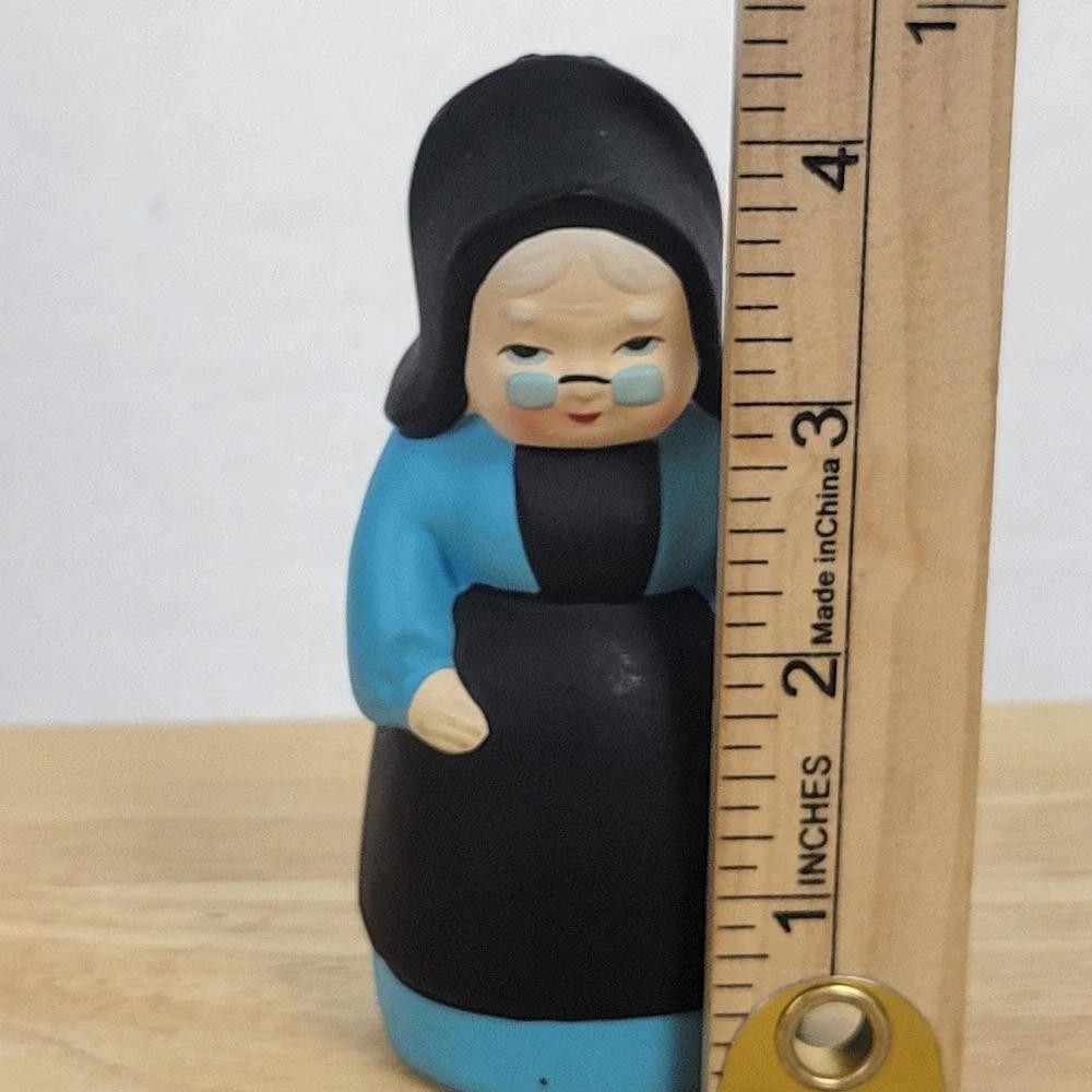 Vintage Brinn's Ceramic Amish Granny Salt Shaker Mid Century Hand Painted Japan